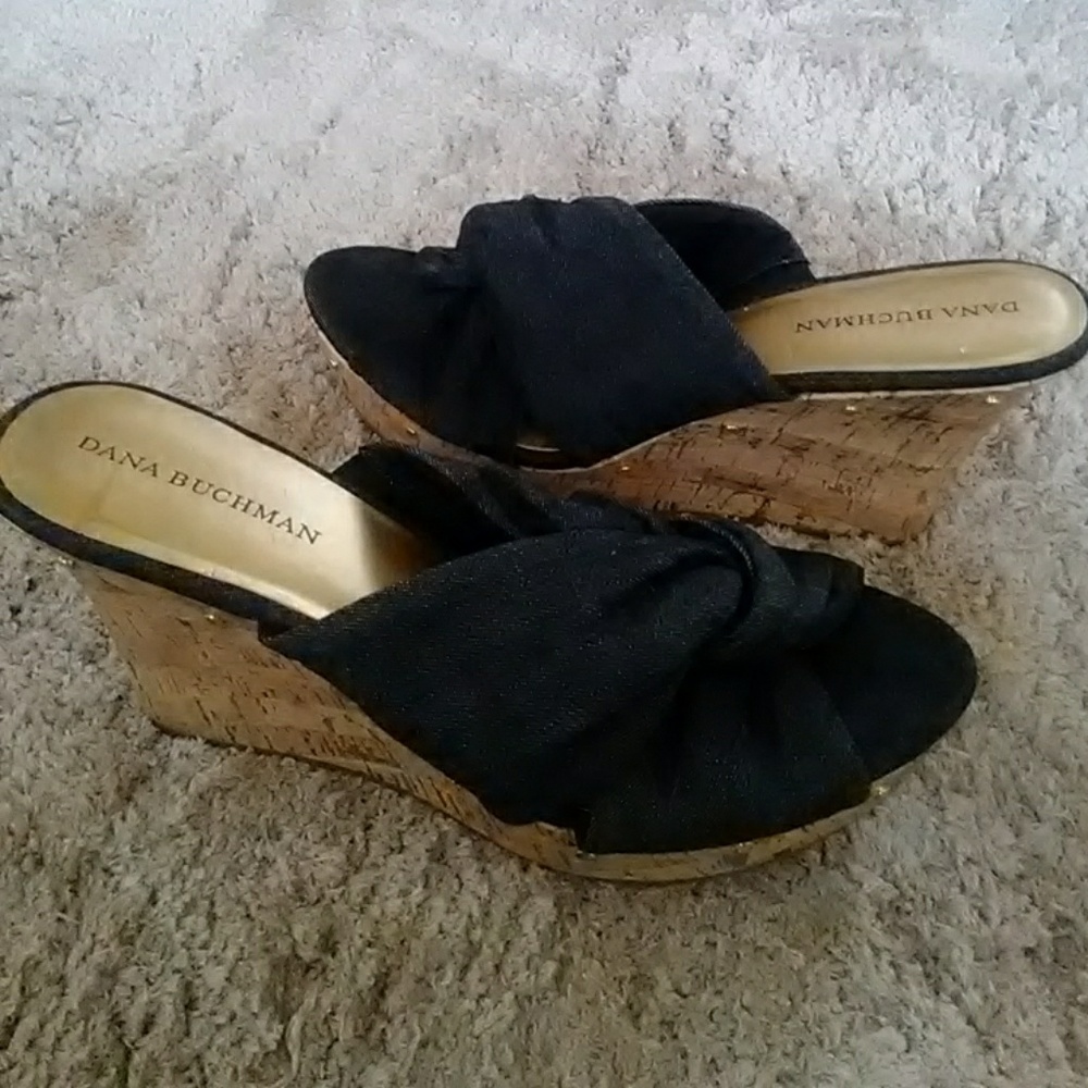 Dana Buchman Sandals - Picture 2 of 6